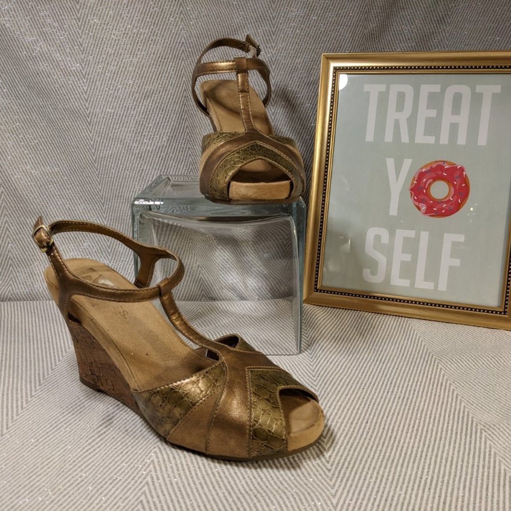 Gold bronze wedge sandals